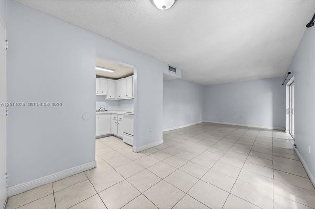 5112 NW 79th Ave 204, Doral, FL 33166