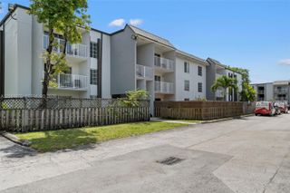 5112 NW 79th Ave 204, Doral, FL 33166