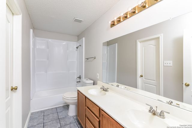 1218 CROSSING OAKS, San Antonio, TX 78253