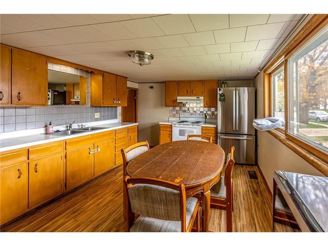 1050 Larcom Street, Hammond, WI 54015