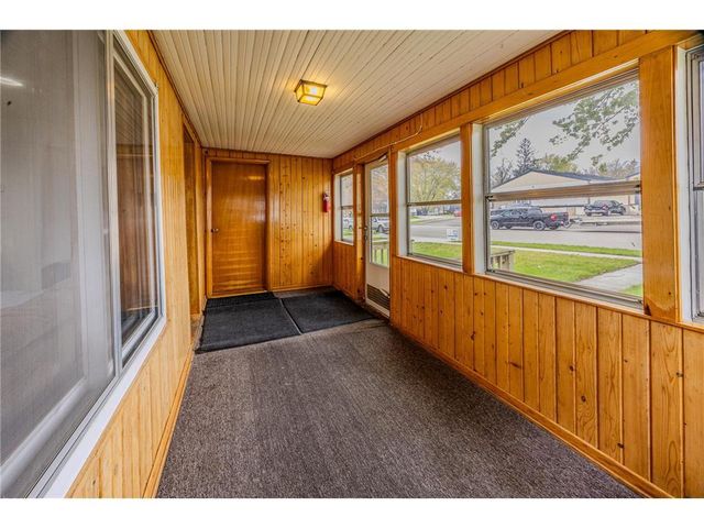 1050 Larcom Street, Hammond, WI 54015