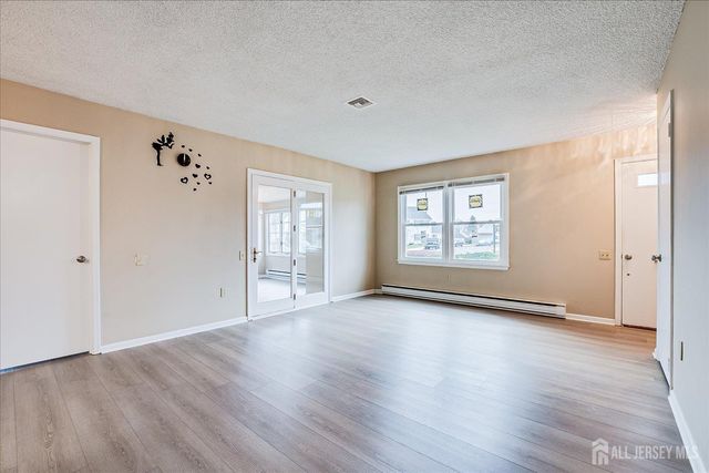 129 Providence Way B, Monroe, NJ 08831