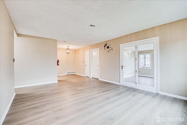 129 Providence Way B, Monroe, NJ 08831