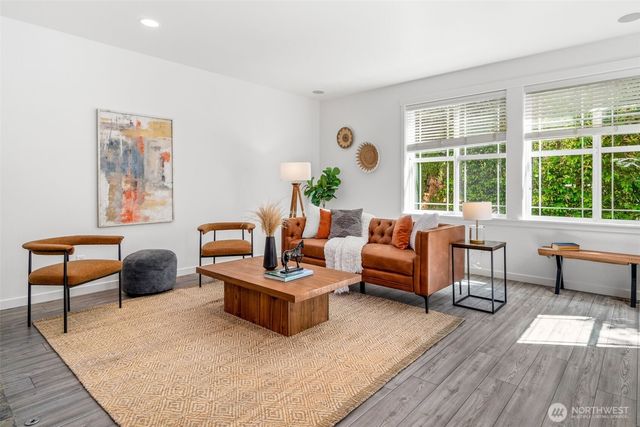 16563 NE 119th Way, Redmond, WA 98052