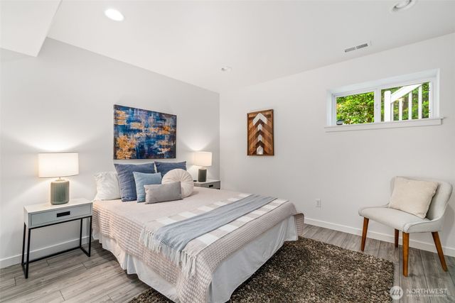 16563 NE 119th Way, Redmond, WA 98052