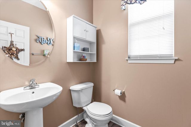 255 SUNSET DR, Hanover, PA 17331