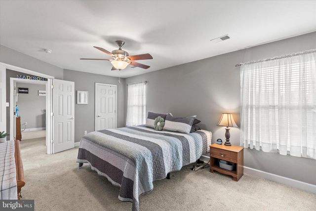 255 SUNSET DR, Hanover, PA 17331