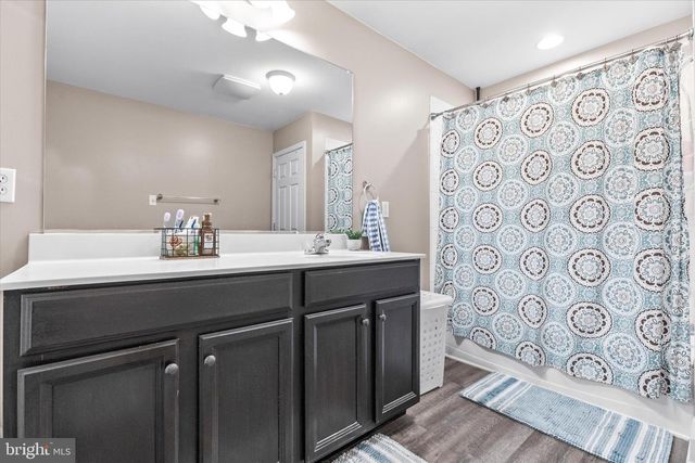 255 SUNSET DR, Hanover, PA 17331