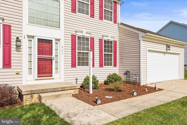 255 SUNSET DR, Hanover, PA 17331