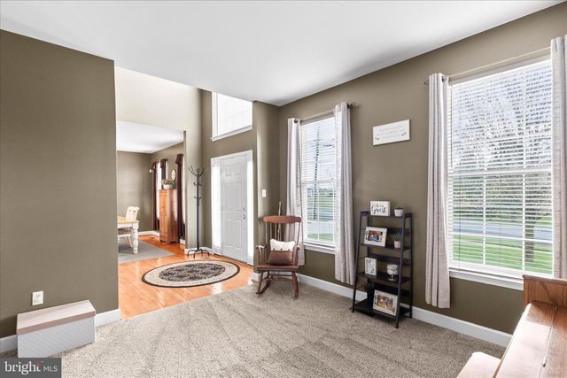 255 SUNSET DR, Hanover, PA 17331