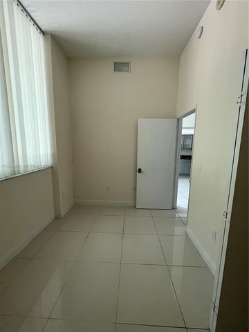 1871 S River Drive A03, Miami, FL 33125