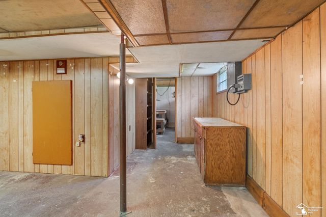 1011 Rambow Drive, Monroe, MI 48161