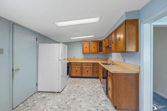 1011 Rambow Drive, Monroe, MI 48161