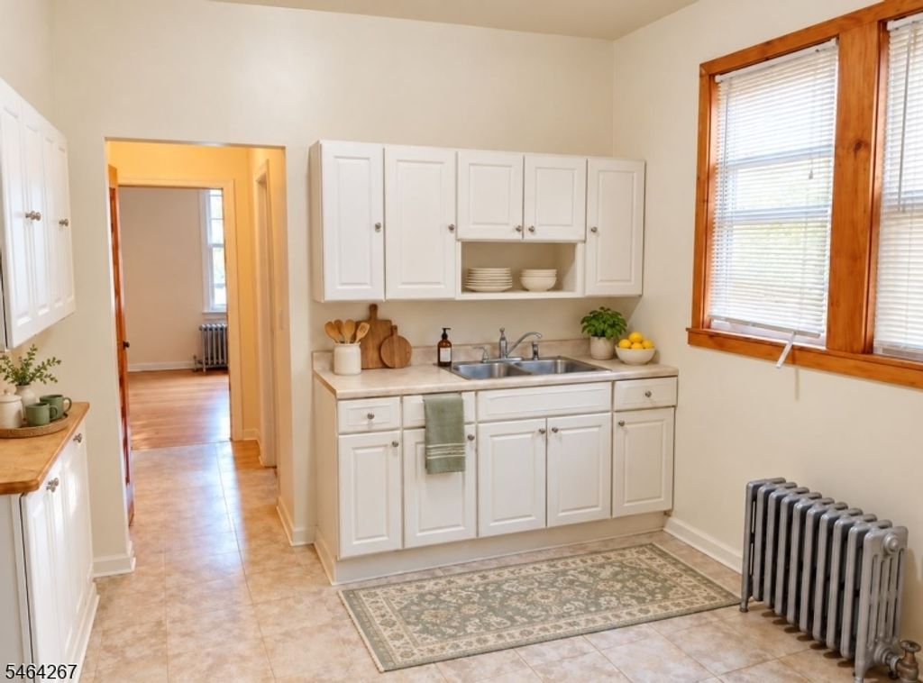 431 Kerrigan Blvd, Newark City, NJ 07106 — photo 2