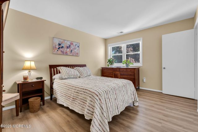601 Mistletoe Avenue 9, Point Pleasant, NJ 08742