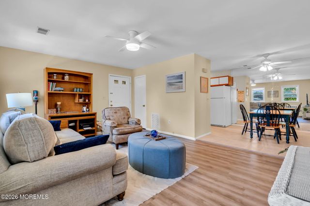 601 Mistletoe Avenue 9, Point Pleasant, NJ 08742