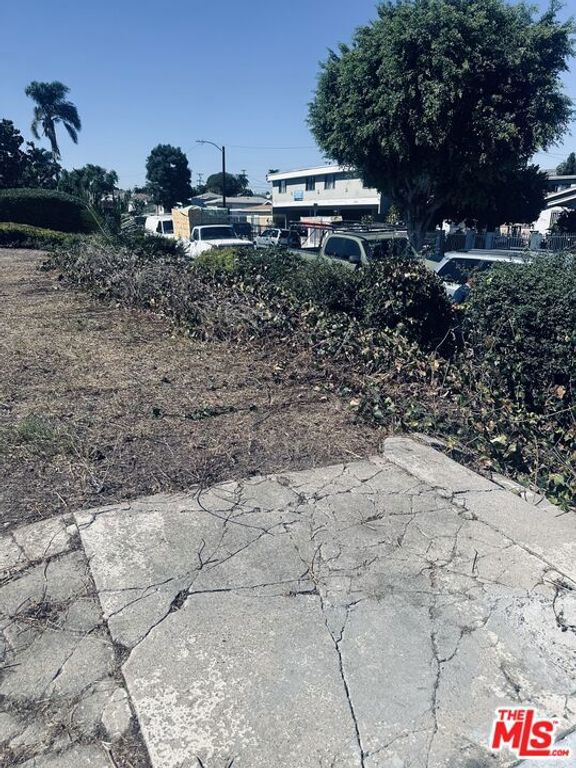 1422 W 104th Street, Los Angeles, CA 90047 — photo 4