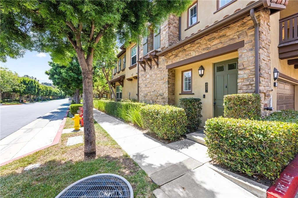 118 Coral Rose, Irvine, CA 92603 — photo 4