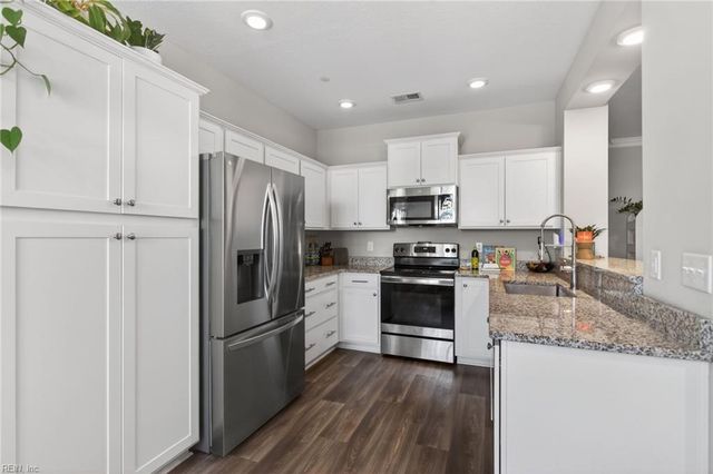 701 Kathy Ann WAY N, Carrollton, VA 23314