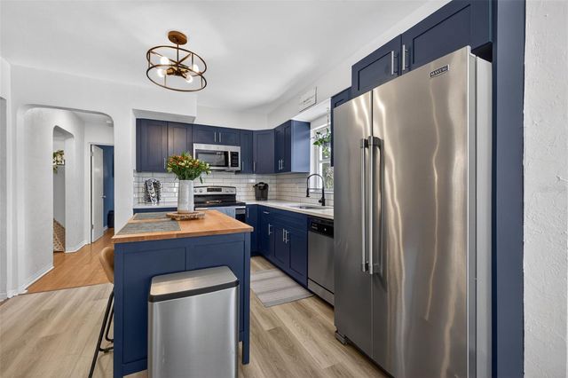 6019 4TH STREET S, St Petersburg, FL 33705