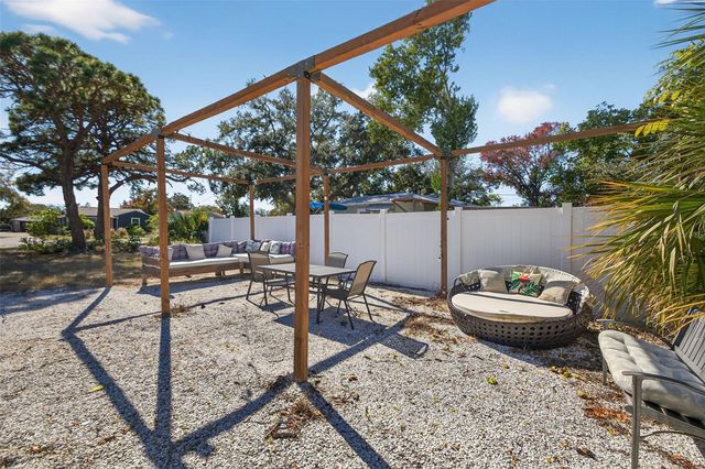 6019 4TH STREET S, St Petersburg, FL 33705