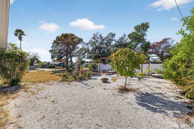 6019 4TH STREET S, St Petersburg, FL 33705