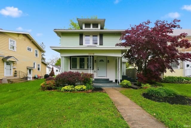 2209 Curdes Avenue, Fort Wayne, IN 46805