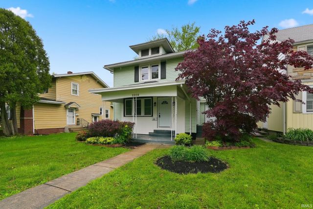2209 Curdes Avenue, Fort Wayne, IN 46805
