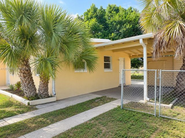 21330 Meehan Avenue, Port Charlotte, FL 33952