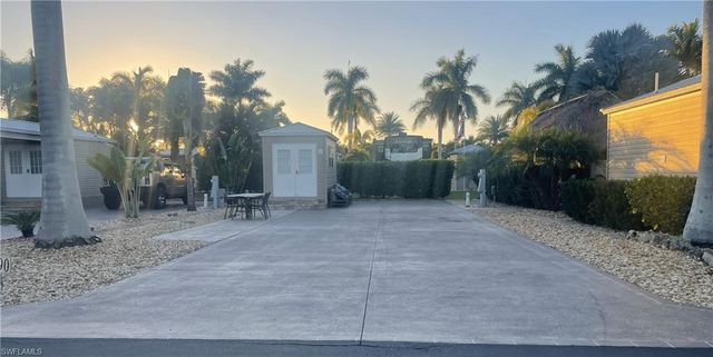 5210 Marsh Mallow TRL, Fort Myers, FL 33905