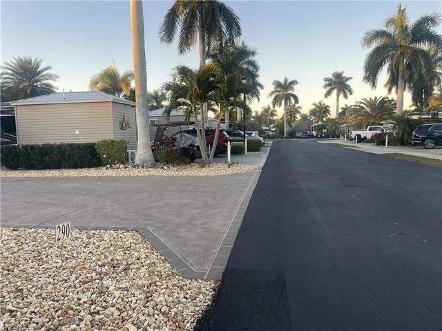 5210 Marsh Mallow TRL, Fort Myers, FL 33905