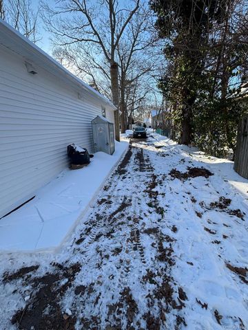 237 Beaver Drive, Mastic Beach, NY 11951