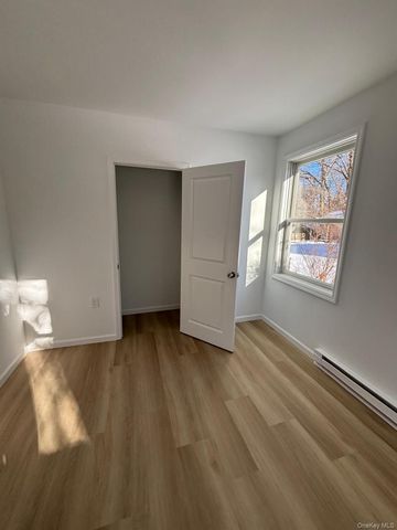 237 Beaver Drive, Mastic Beach, NY 11951