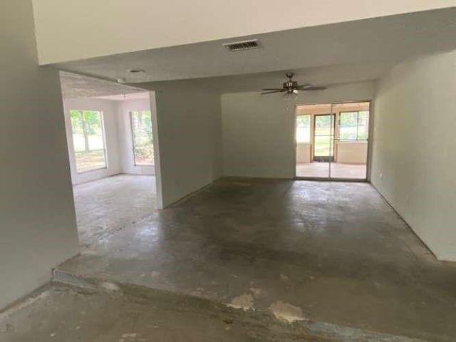 605 Jeff Davis Court, Conroe, TX 77302