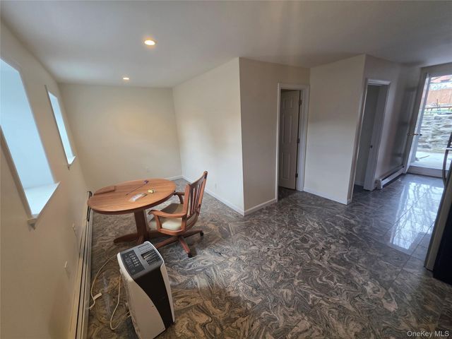 28 Hasbrouck Street A, Newburgh, NY 12550