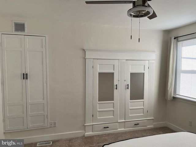 136 DAVIS ST, Philadelphia, PA 19127