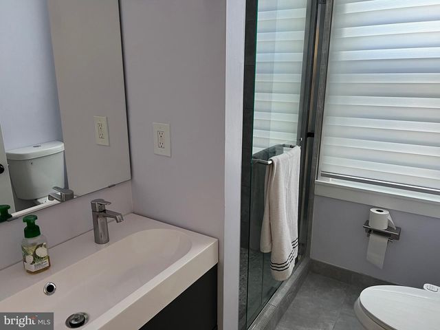 136 DAVIS ST, Philadelphia, PA 19127