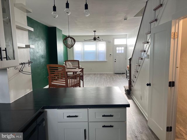 136 DAVIS ST, Philadelphia, PA 19127