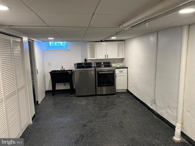 136 DAVIS ST, Philadelphia, PA 19127