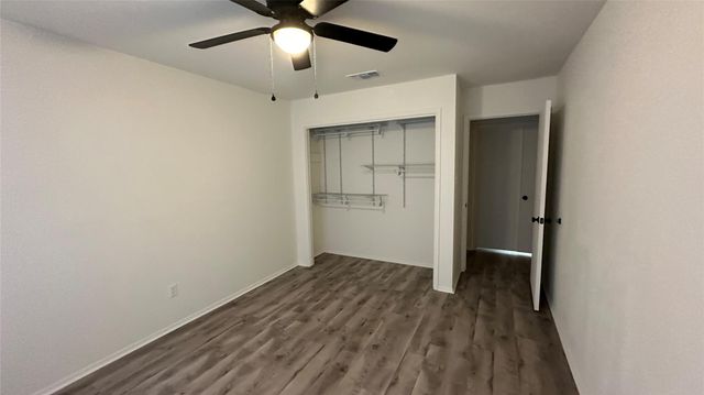 69 N Deerfoot Circle, Spring, TX 77380