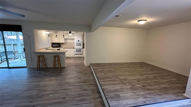 69 N Deerfoot Circle, Spring, TX 77380