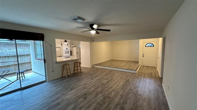 69 N Deerfoot Circle, Spring, TX 77380
