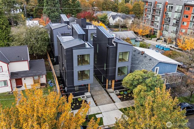 4105 25th Avenue SW, Seattle, WA 98106
