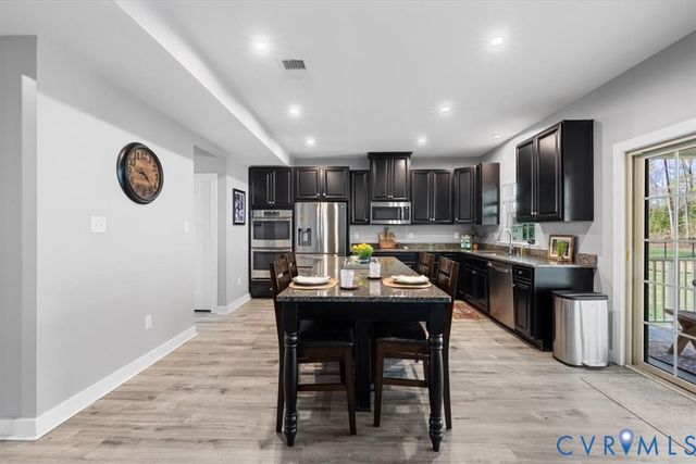 10448 Centralia Station Rd, Chesterfield, VA 23831