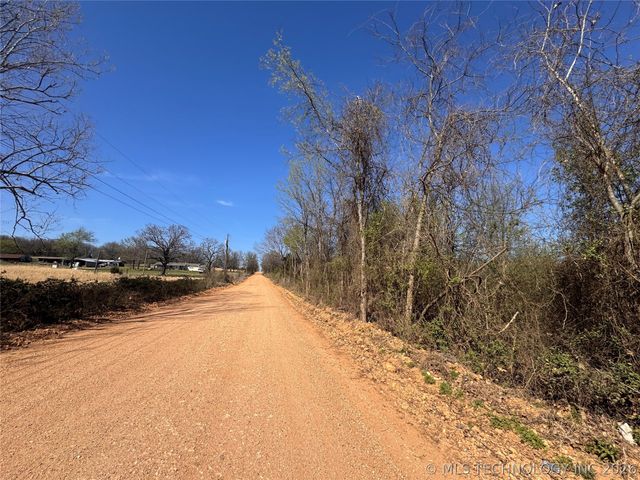 7700 N 485 Road, Hulbert, OK 74441