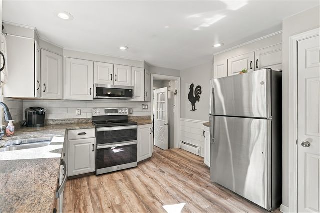 15 Valley View Drive, Smithfield, RI 02828