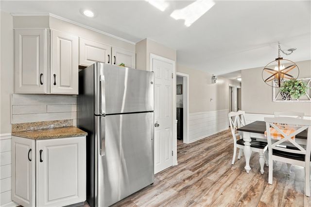 15 Valley View Drive, Smithfield, RI 02828