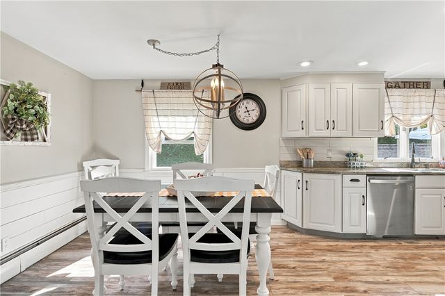 15 Valley View Drive, Smithfield, RI 02828