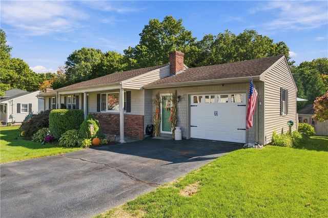 15 Valley View Drive, Smithfield, RI 02828