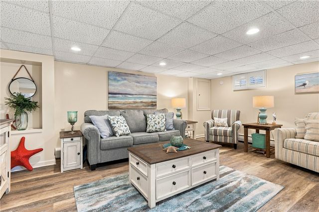 15 Valley View Drive, Smithfield, RI 02828